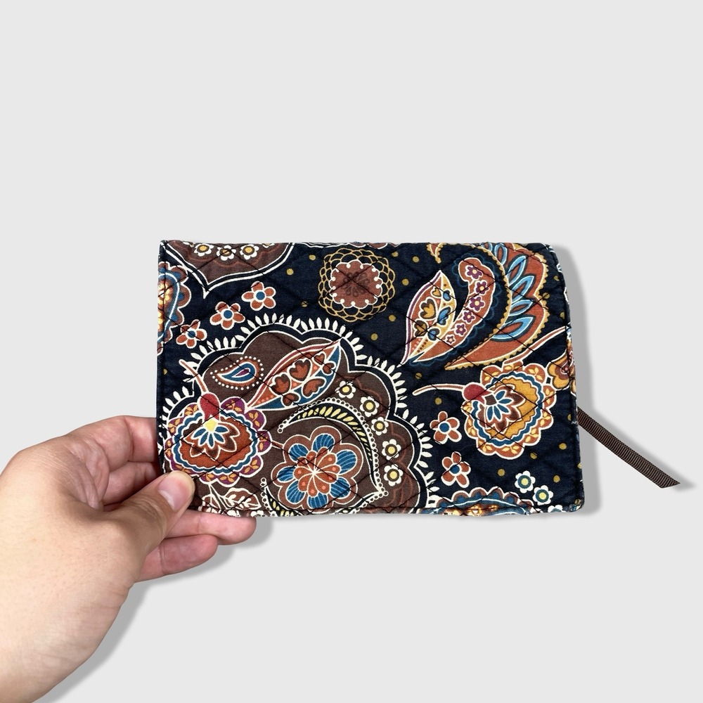 Vera Bradley Checkbook Cover Women OS‎ Multicolor Paisley Quilted Boho Floral